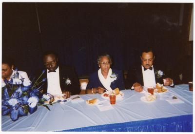 Eastern Stars members attend banquet