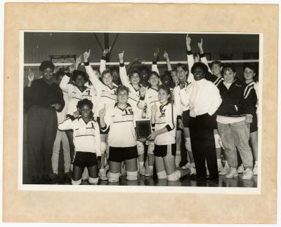 1990 Volleyball Regional Champions of Bayside Conference 