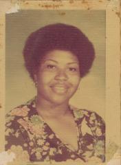 Valerie Bessick Anderson smiling