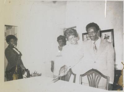 Vanessa Dotson Winchester, Lauretta Hamilton Dotson, and Isaac Dotson smiling