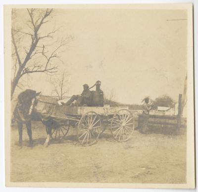 Spraying rig for apple orchard, Home 1912