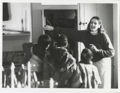 Nancy Nunn giving a historic house tour