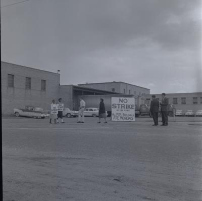 Vita Foods picket line