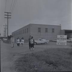 Vita Foods picket line