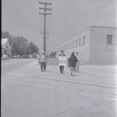 Vita Foods picket line
