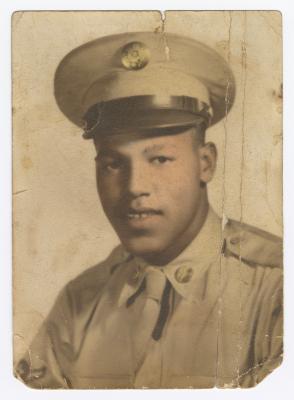 Headshot of Raymond Ringgold in uniform