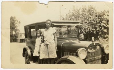 Amanda "Hosie" Frisby, Marian Frisby, and Beck Cann