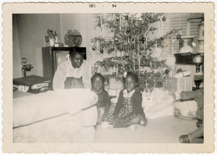 Sharon Cann, Charlotte "Betty" Frisby Edgerton, and Rosalind Bessick Hynson 