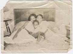 Family and friends of Charlie Graves, Bonita Prather, Margo Murray, and Hilda Graves, circa 1956