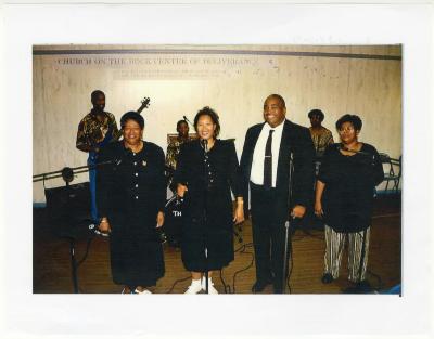 Photograph of Sylvia Frazier and the Anointed Vessels members Sylvia Hackett Frazier, Karen Somerville, Carol Wright, and others 