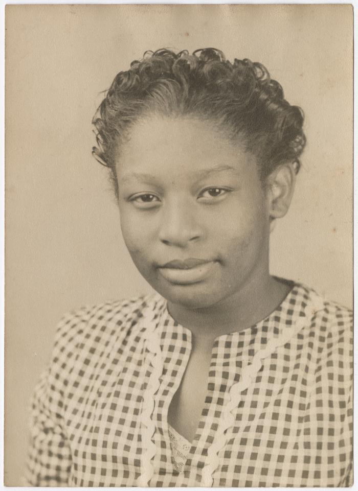 Mable Mary Strother as Young Woman