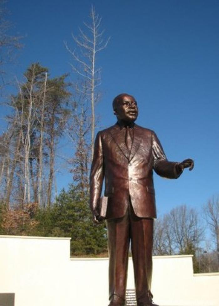 MLK Jr. Statue at Anne Arundel County