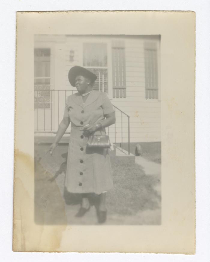 Elsie Briscoe finely dressed